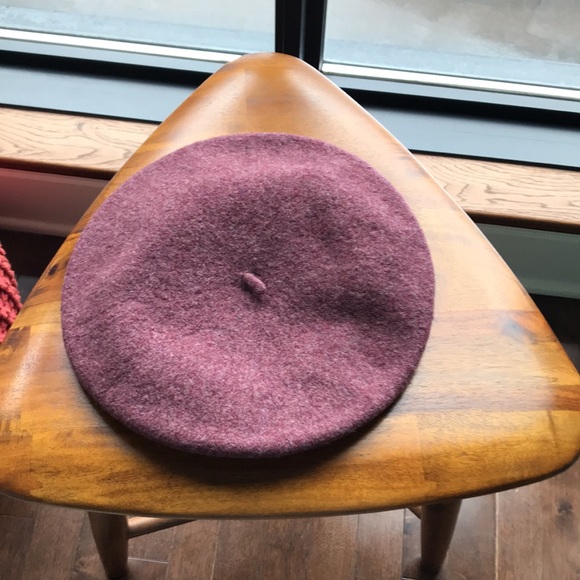 Wool beret - Picture 4 of 5